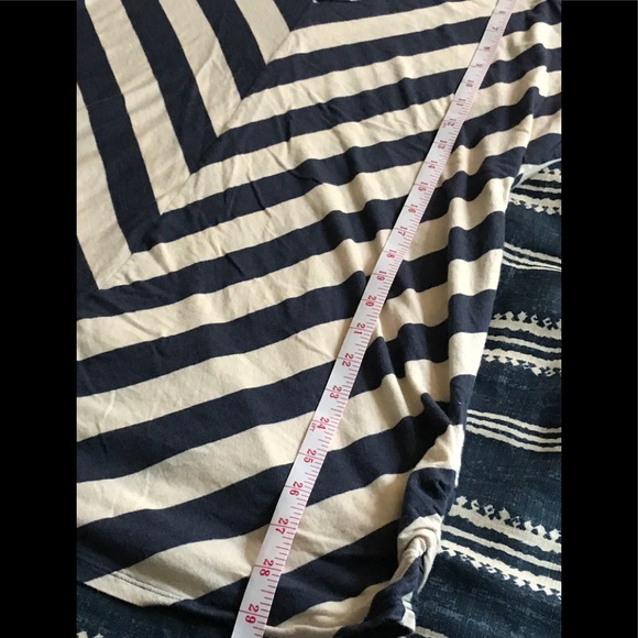 OLD NAVY Maternity Tee - Picture 2 of 6